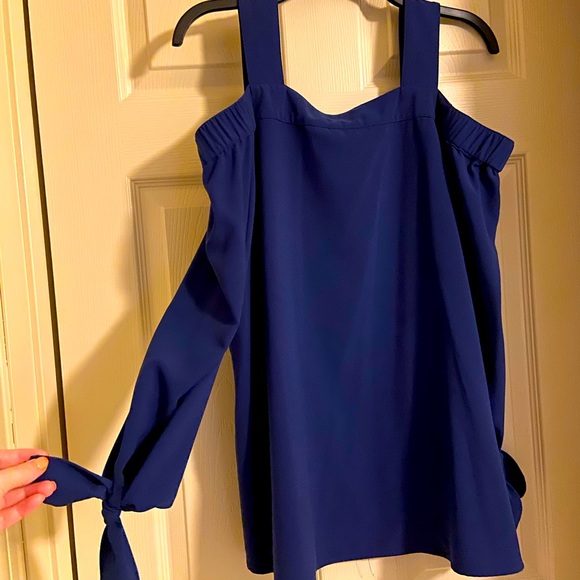 NWOT💙Rich Royal Blue Cold Shoulder Blouse - Picture 1 of 15